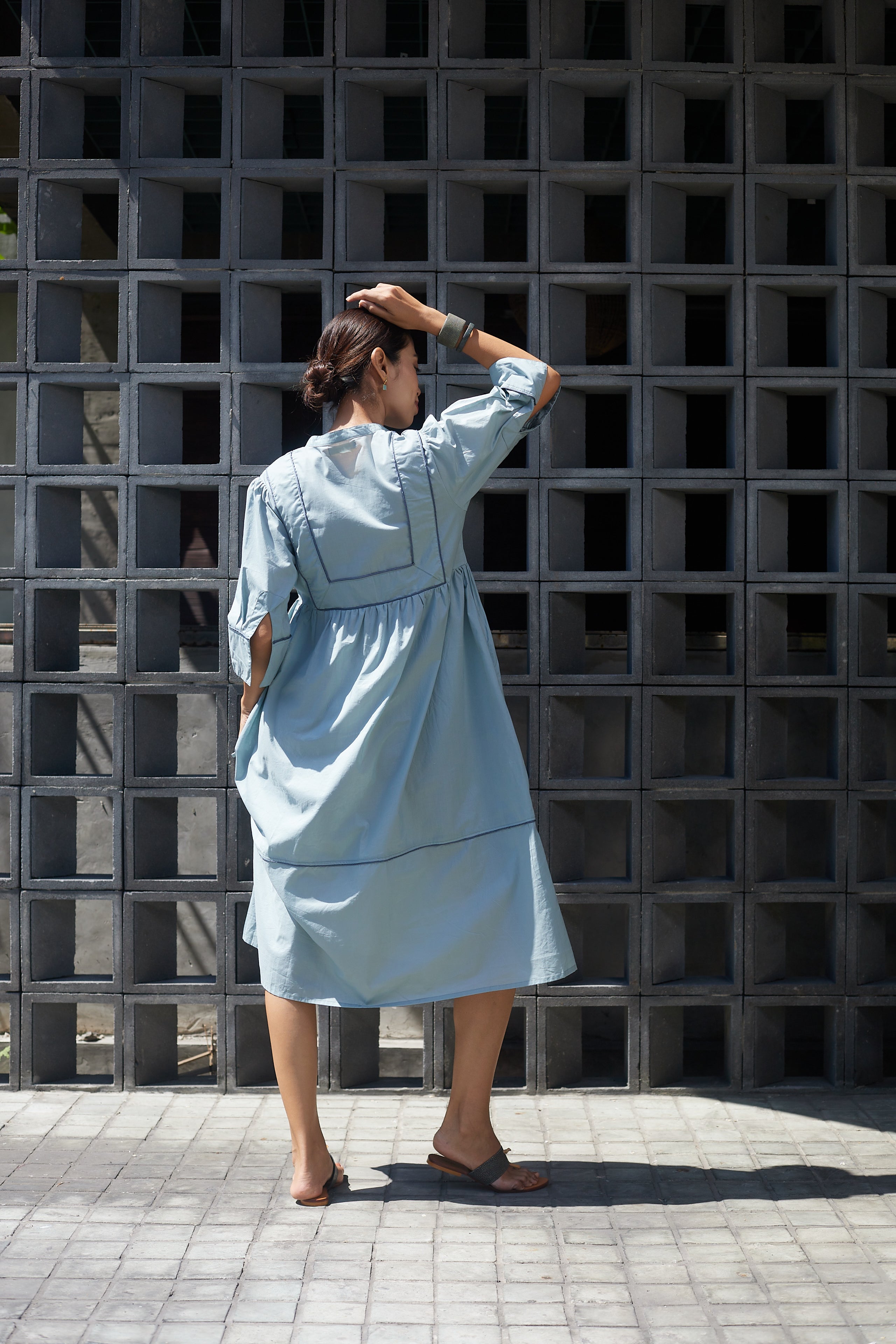 Yas Kaftan - Essentials