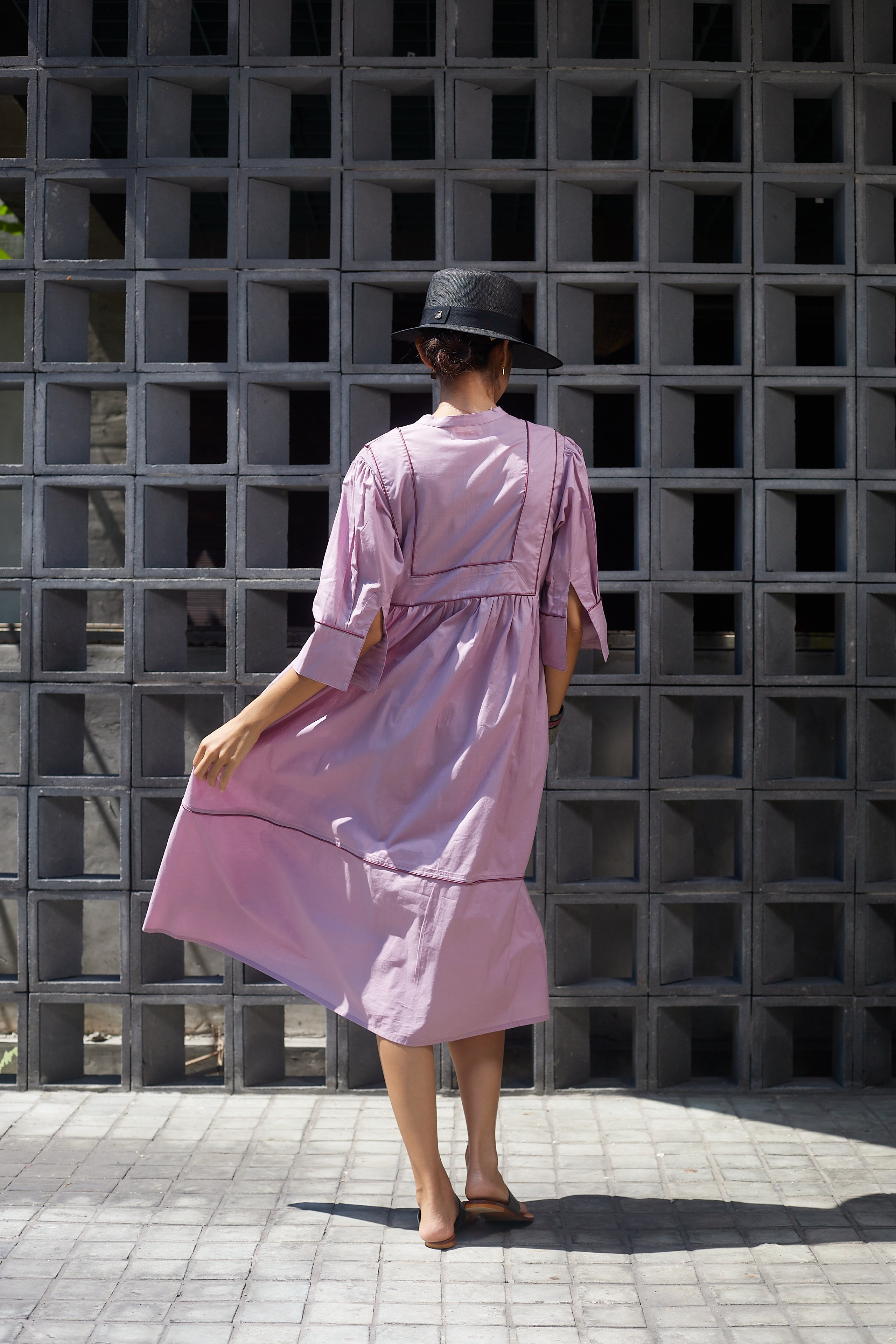 Yas Kaftan - Essentials