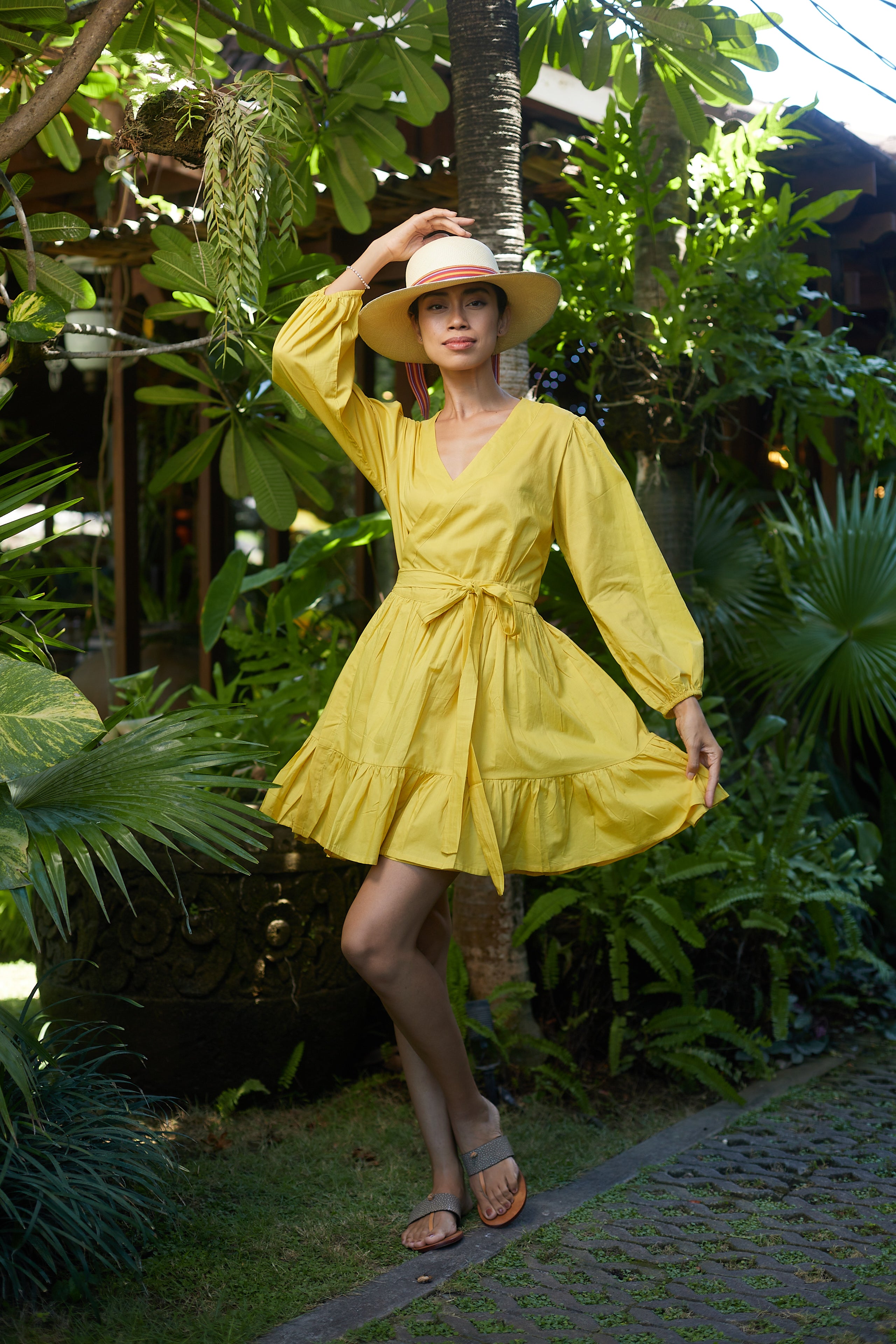 Romy Dress Short - Essentials