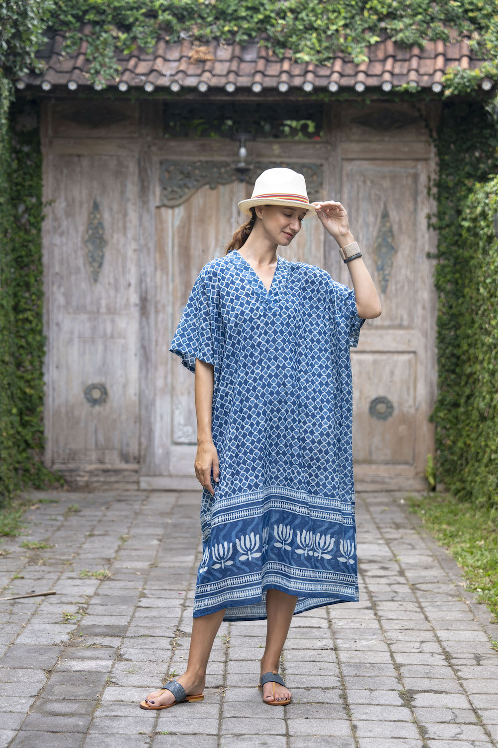 Asri Kaftan -  Block Print Indigo