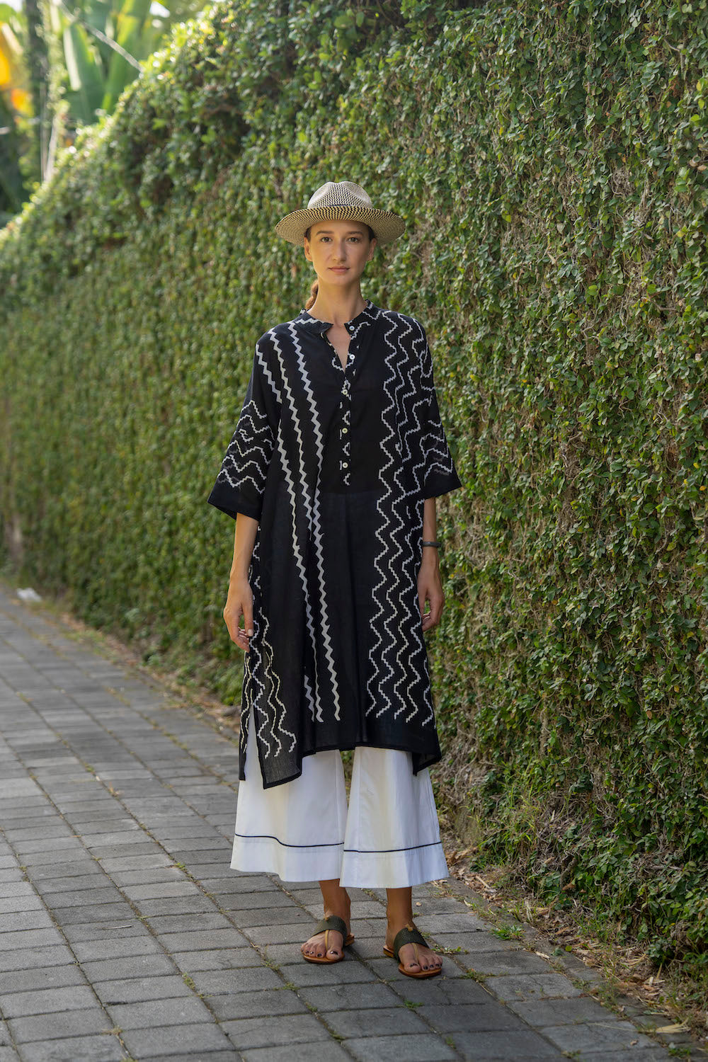 Tara Kaftan - Block Print Black