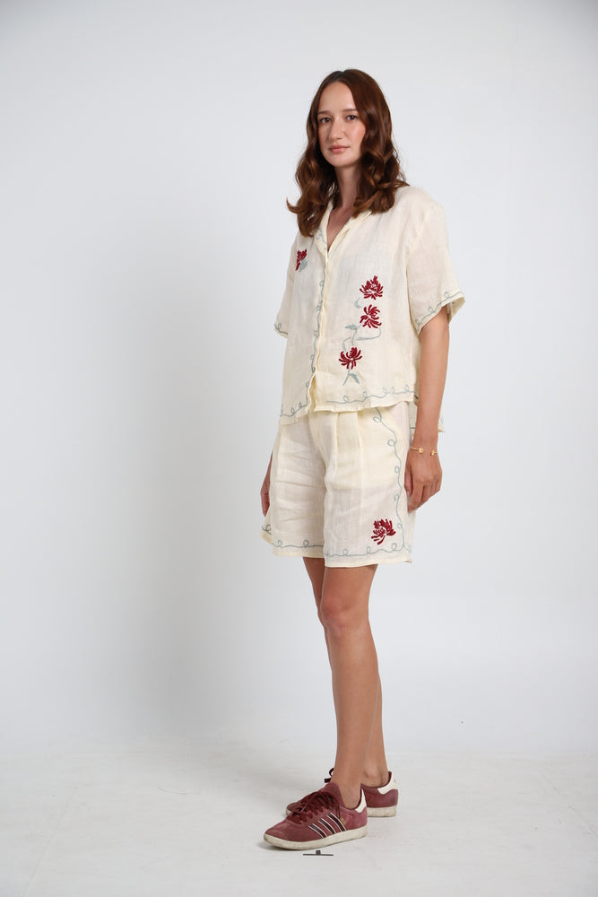 Soma Top Hand-Embroidered with love - Ivory